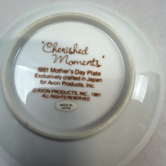 1981 Avon Mother's Day Plate Cherished Moments Last Forever 5" 24K gold rim - Picture 3 of 5
